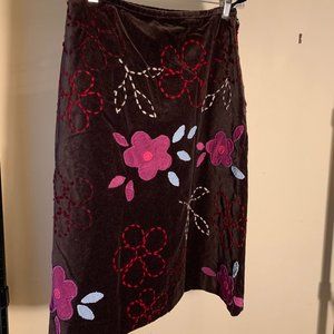 Boden Velour flower embroidered skirt